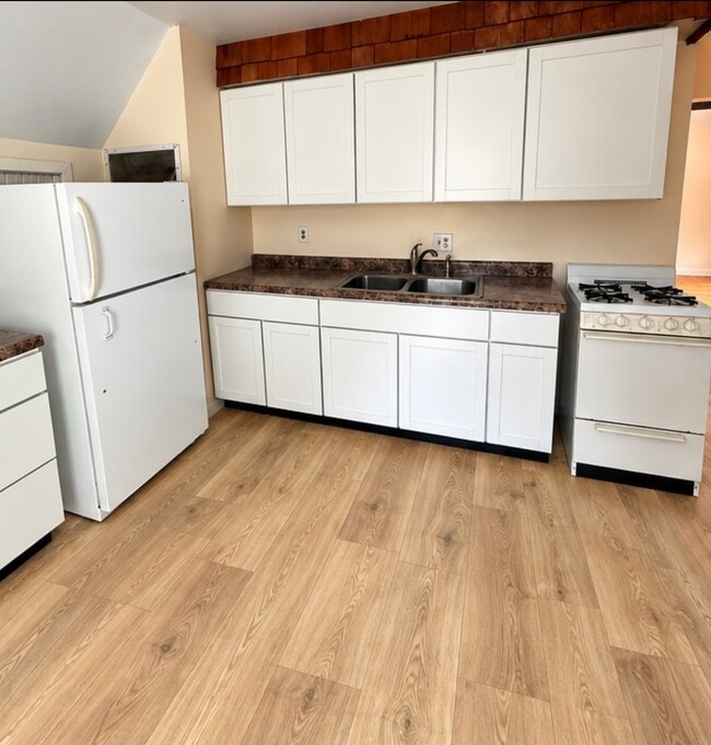 403 E Johnson St Unidad 403 East Johnson