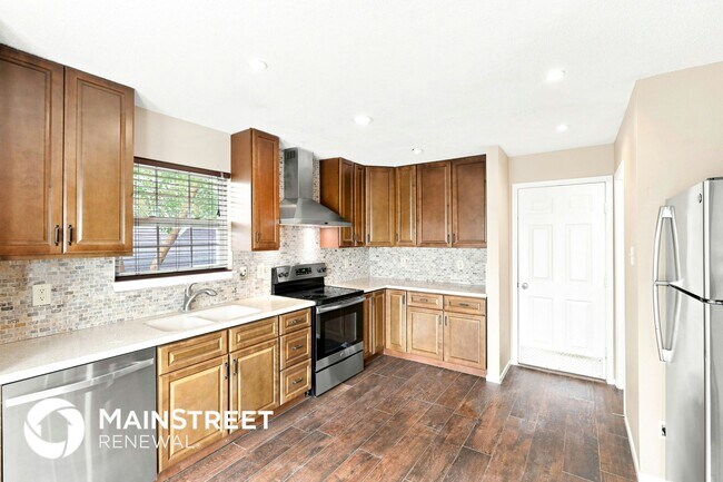 Photo - 43 Frostwood Ln