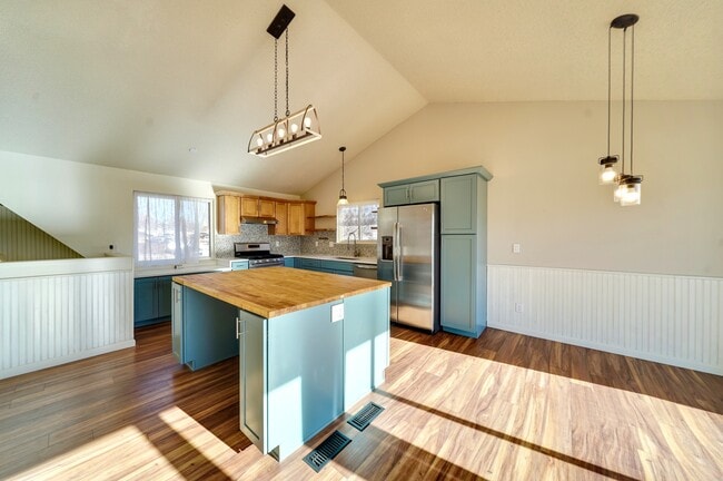 Photo - 4450 McGrew Cir