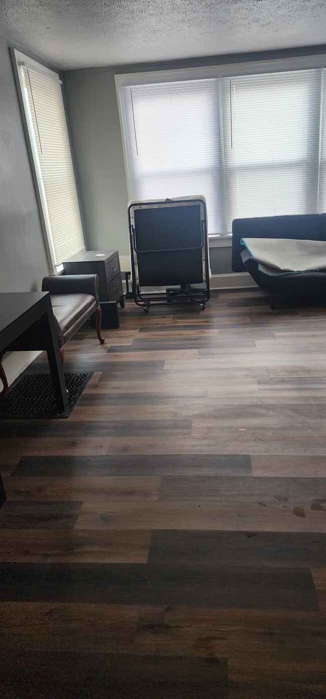 Photo - 1416 Auburn St Unit 1416 auburn st