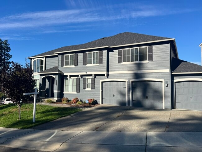 Building Photo - 2122 83rd Ave E
