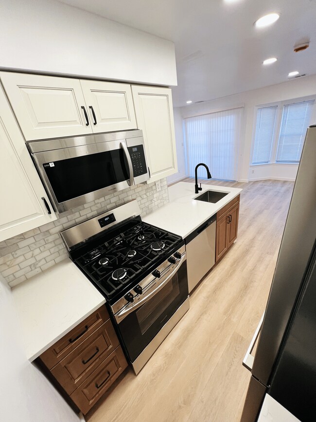 Photo - 112 Longfield Ct