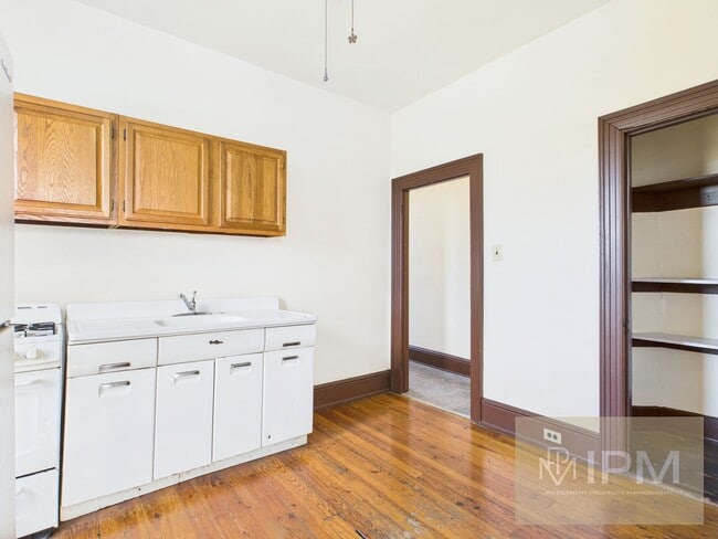 Photo - 24 N Main St Unit 24 N Main St Apt 2