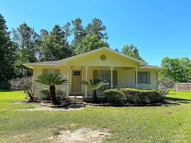 Building Photo - 325 Alex St