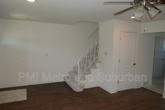 Photo - 5 E Judith Ann Dr