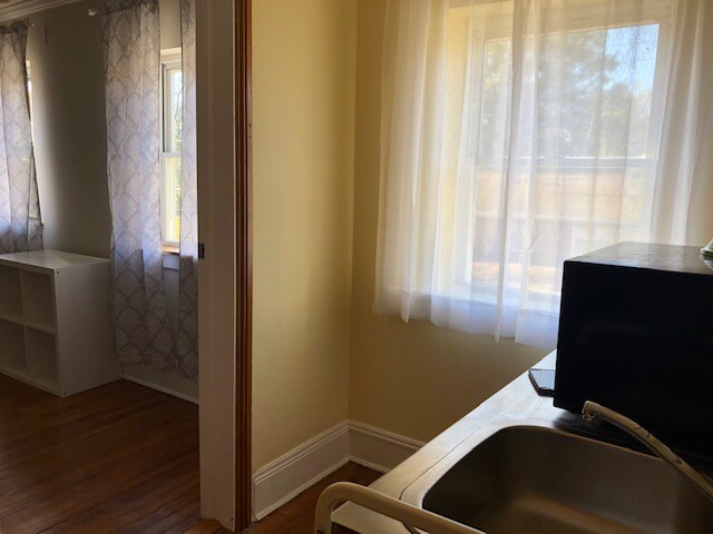 Photo - 27 W 27th St