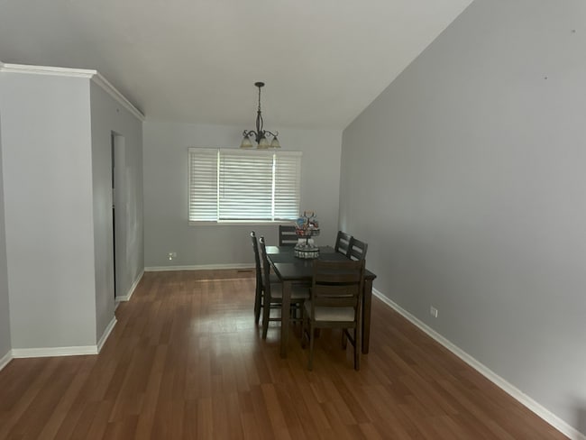 Photo - 1183 Foxboro Ln