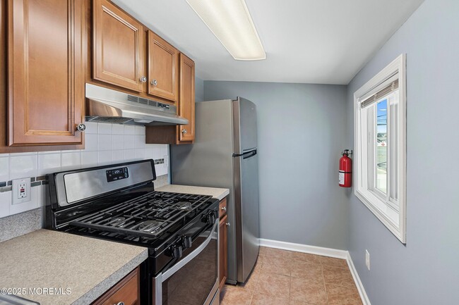 Photo - 309 Hiering Ave