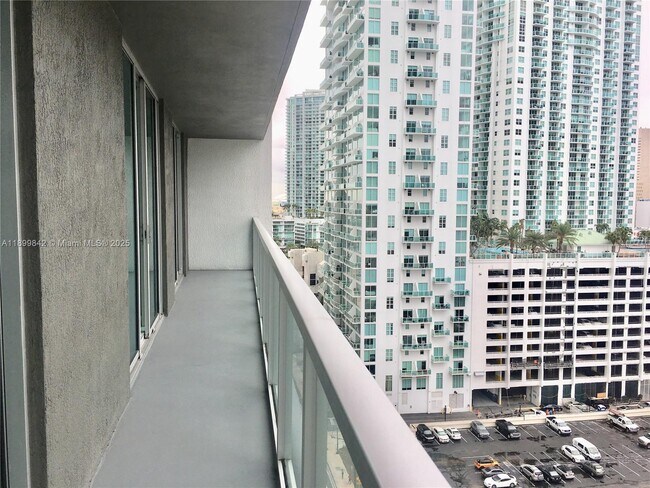Photo - 500 Brickell Ave