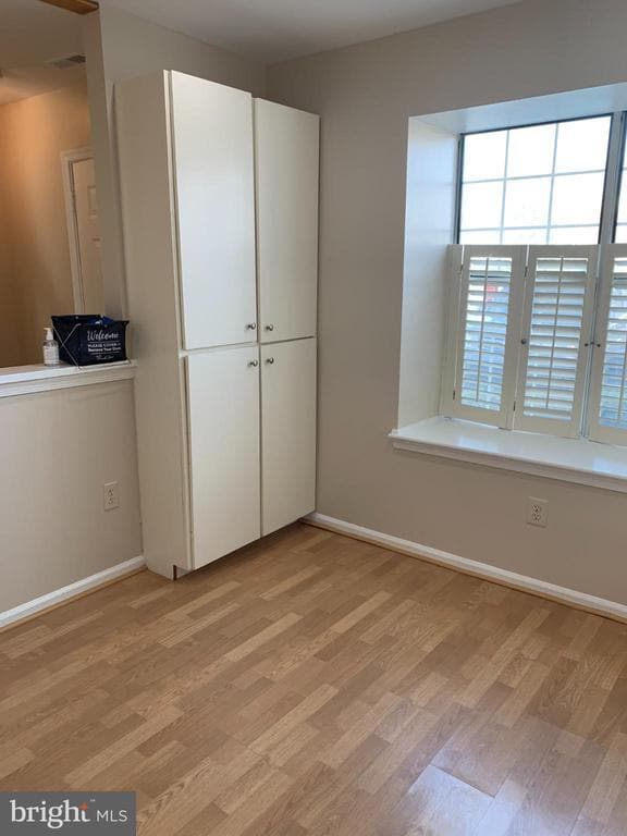 Photo - 300 Sedgemoor Square