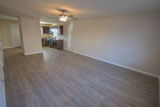 Photo - 2 bedroom 2.5 bath townhouse located close...