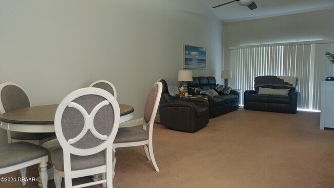 Photo - 1643 Areca Palm Dr