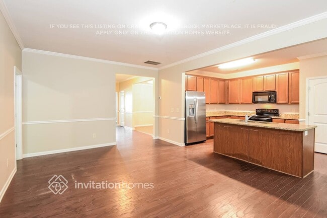 Photo - 526 Crestmont Ln