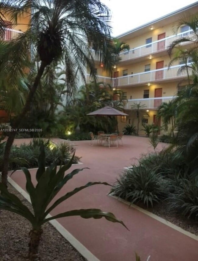 Building Photo - 7840 Camino Real Unit P-108