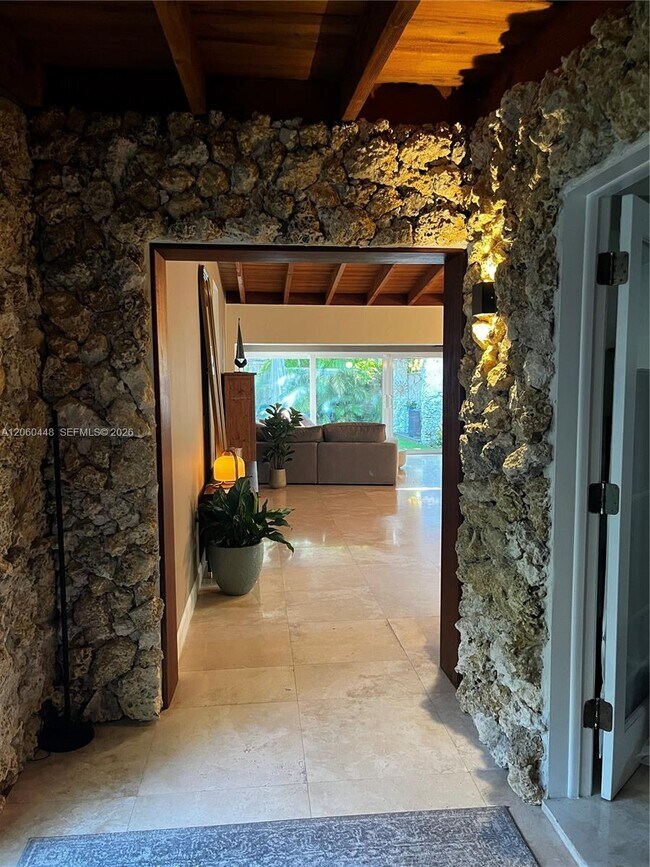 Photo - 4344 Douglas Rd