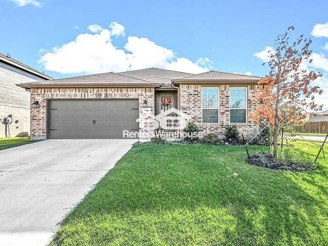 Building Photo - Corner Lot, Freshly painted and move in ready