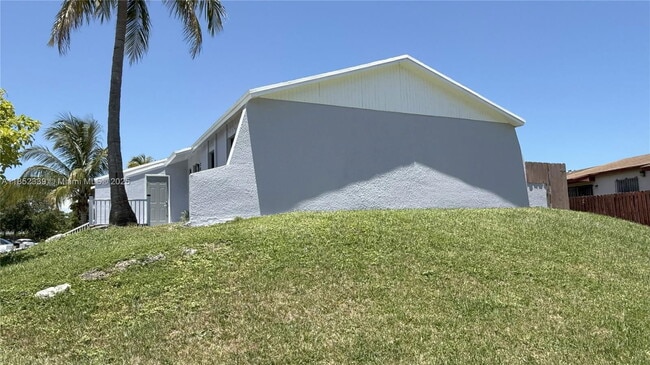 Photo - 20877 Snapper Pl