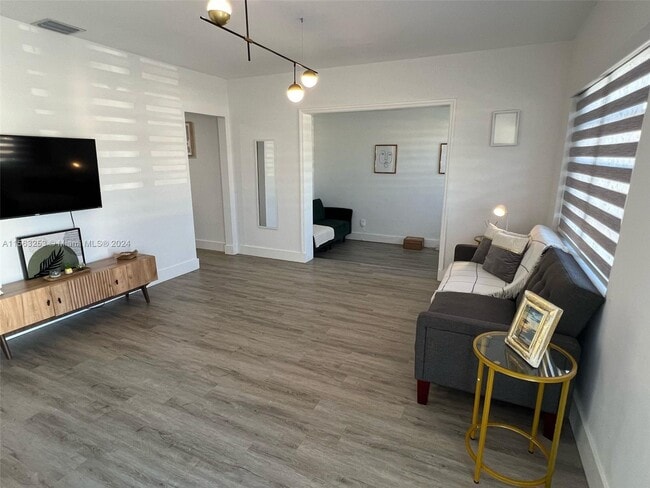 Photo - 2788 SW 33rd Ct