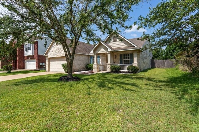 Photo - 3912 Links Ln