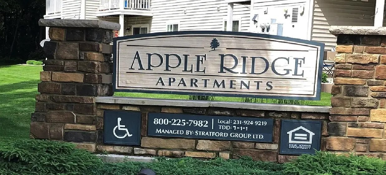 Photo - 318 Dewitt Ave