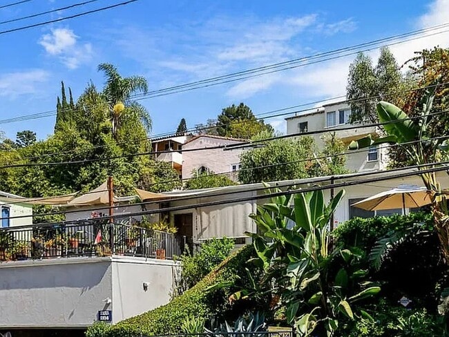 Photo - 2132 Vine St