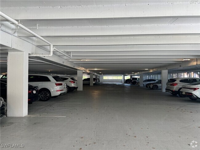 Building Photo - 4551 Gulf Shore Blvd N Unit 1506 Rental