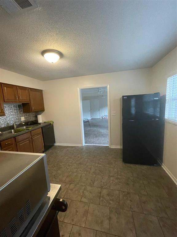 Photo - 204 Callitris Ave