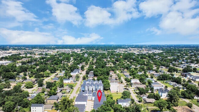 Photo - 318 Neyland St