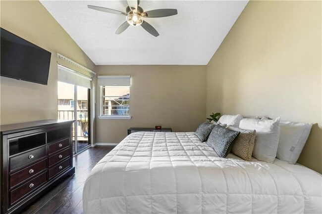 Photo - 701 Fairfax Dr Unit 199