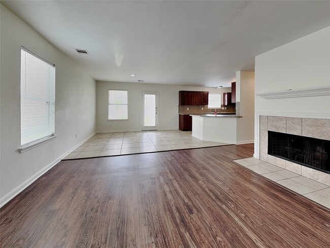 Photo - 20719 Dickinson Manor Ln