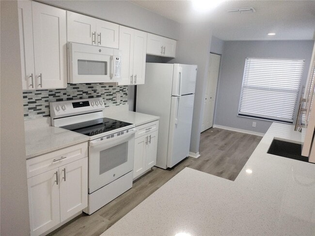 Photo - 725 Chilt Dr