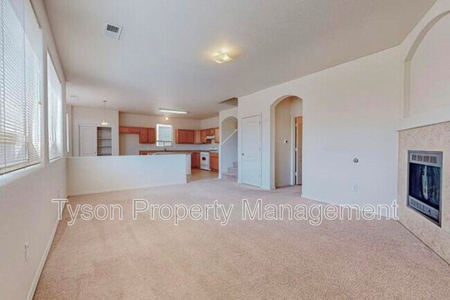 Photo - 2420 Falesco Dr SE