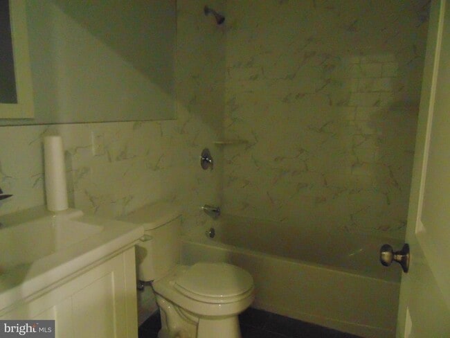 Photo - 219 Market St