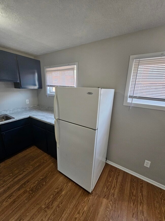 Photo - Benson Crest Apartments