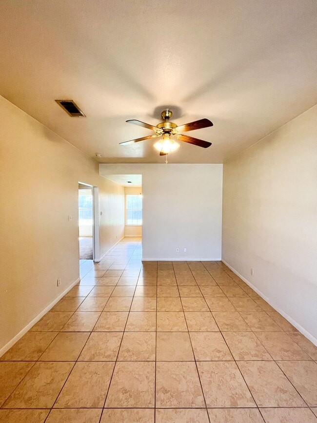 Photo - 5302 Daybreak Dr Unit A