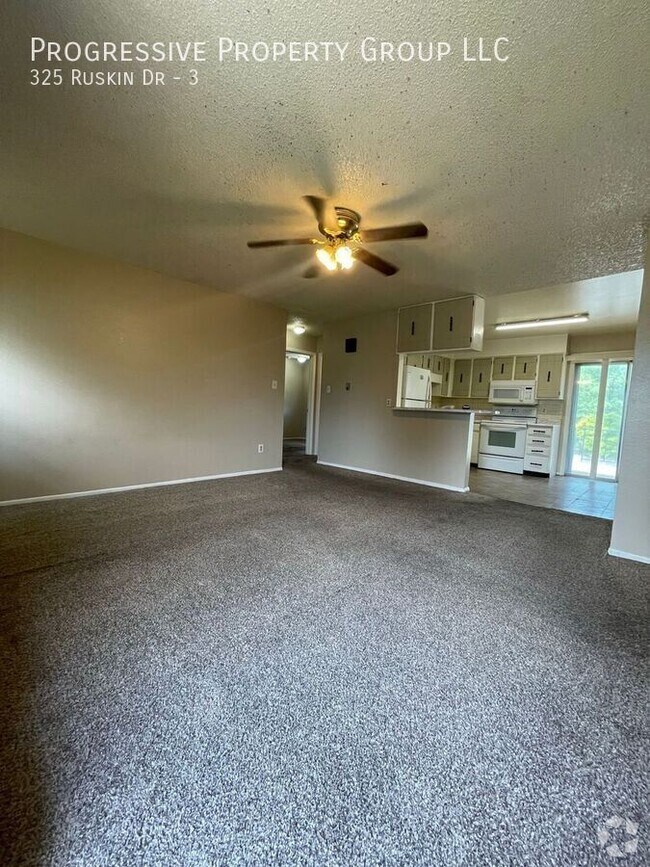 Building Photo - 325 Ruskin Dr Unit 3 Rental