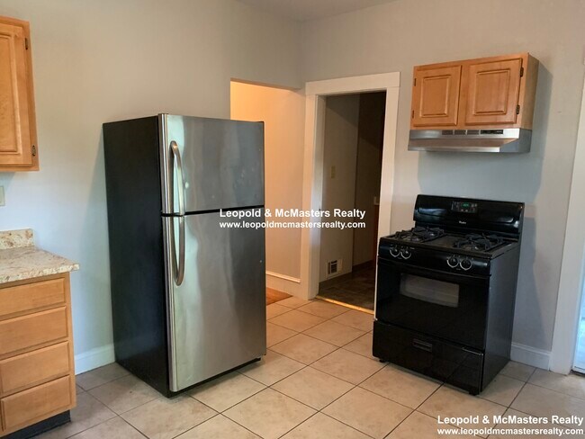 Photo - 21 Roseclair St