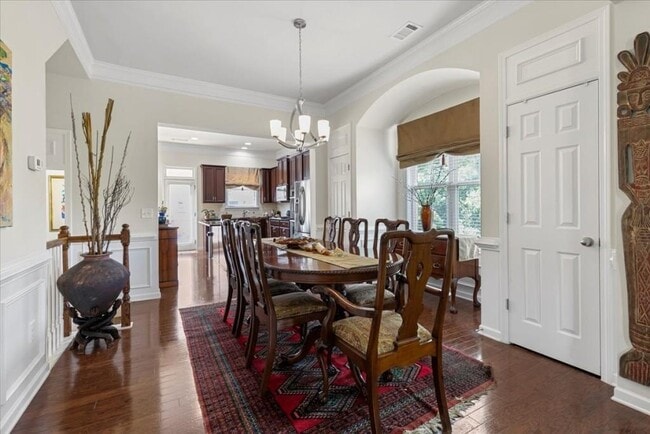 Photo - 1751 Breyerton Dr NE