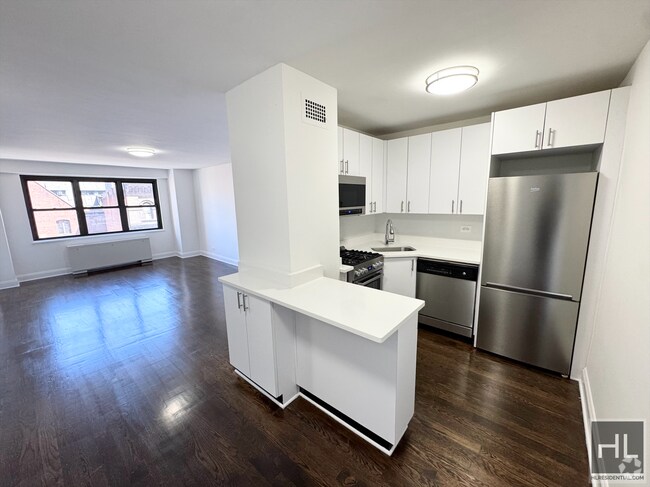Building Photo - Luxury Gramercy Park 1 Bedroom Unit 9A Rental