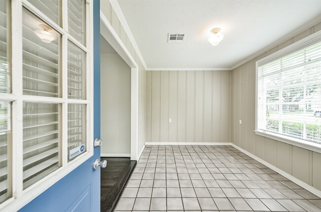 Photo - 4924 Palmetto St