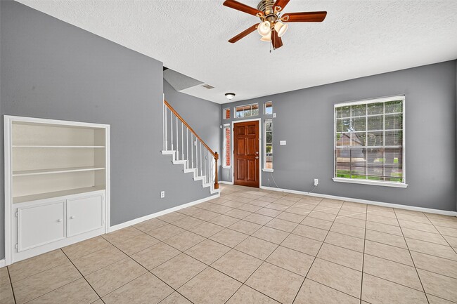 Photo - 4806 Sunshine Dr