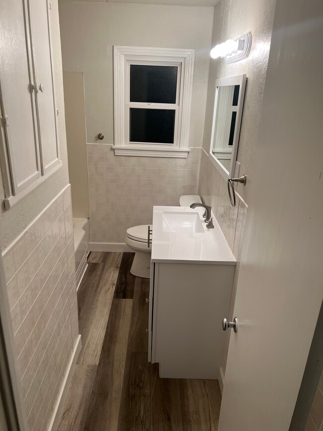 Bathroom - 503 S Franklin Ave