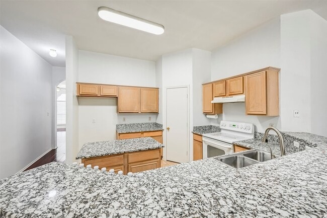 Photo - 700 N Emma Dr