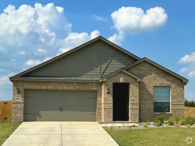 Building Photo - 2304 Dahlia Way Rental