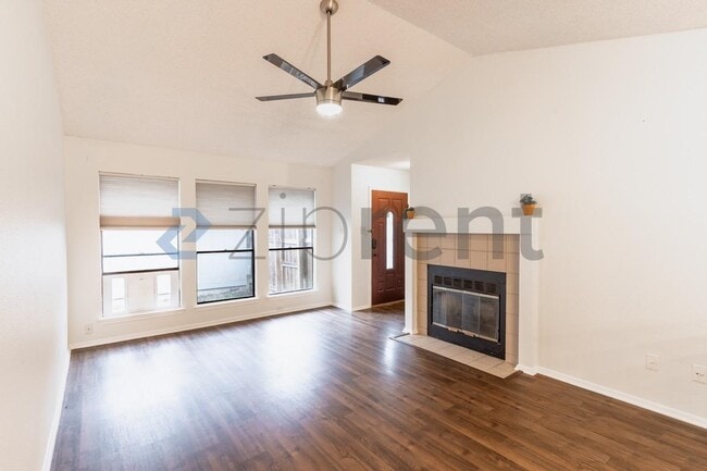 Photo - 12900 Widge Dr