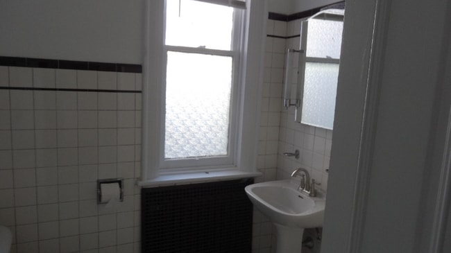 Photo - 1430 N 2nd St Unidad 2