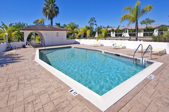 Photo - Coral Woods Apartments