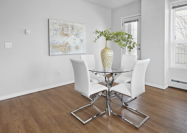 Photo - Wellington Court Apartments