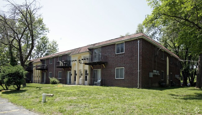 Montecito Apartments