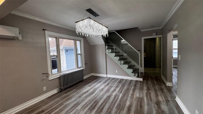 Photo - 220 Grand Ave